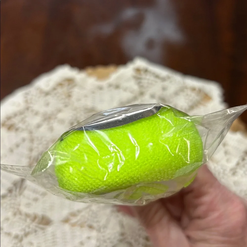 Sassy + Chic Lollipop Towel NWT Lime Green